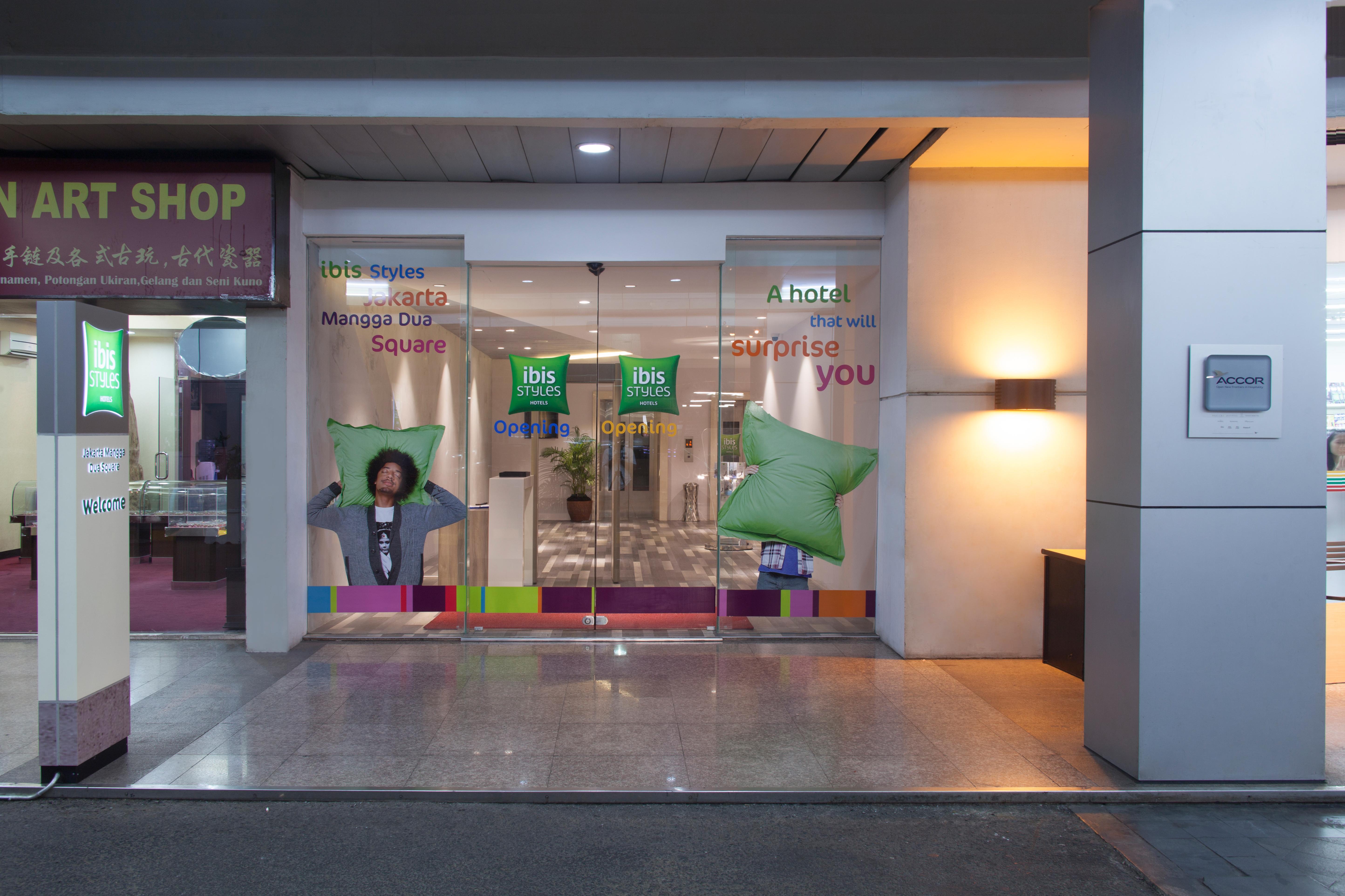 Ibis Styles Jakarta Mangga Dua Square Exteriör bild