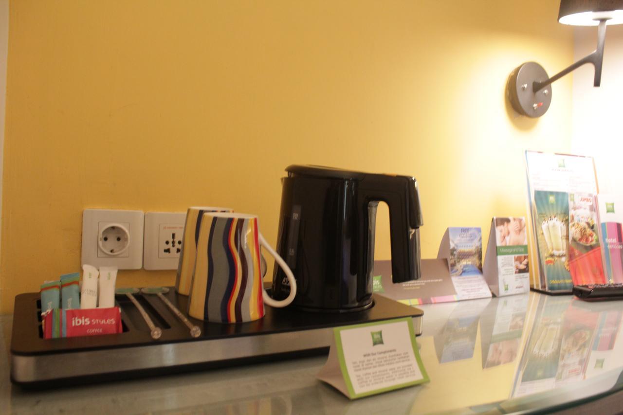 Ibis Styles Jakarta Mangga Dua Square Exteriör bild